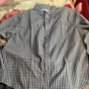 Men’s shirts size xl